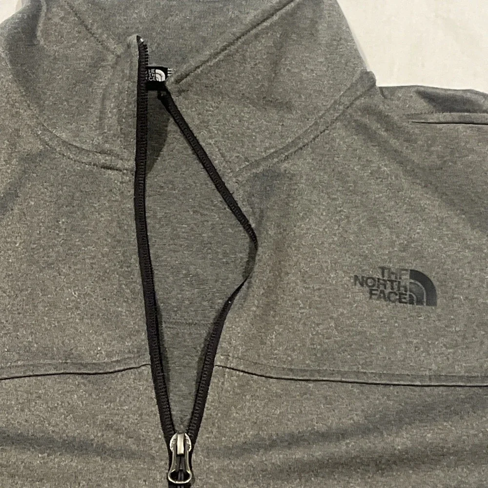 The North Face Full Zip Jacket Mens Medium Gray Stretch 2 Zip Pockets